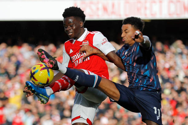 型中场之间 型中场之间